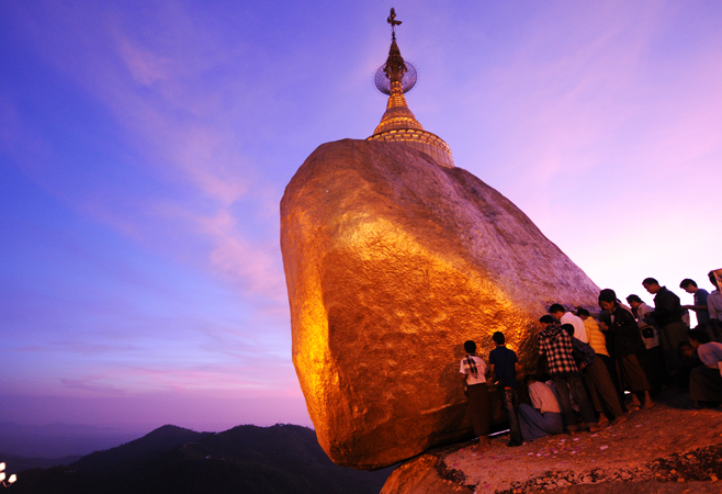 Kyaikhtiyo Pagoda Festival