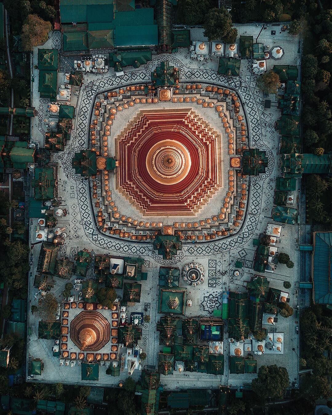 Shwe Dagon Pagoda