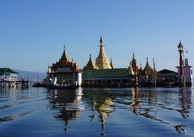 Inn Daw Gyi Shwe Myitzu Pagoda Festival